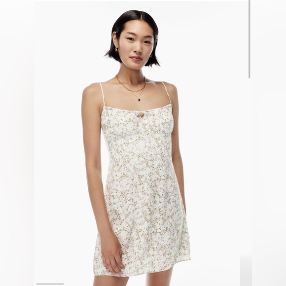 Wilfred Bellow Mini Dress - Picture 5 of 5